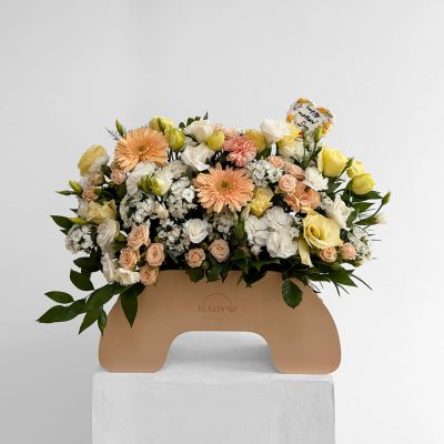 باکس گل مناسب روز مادر کد EL1073